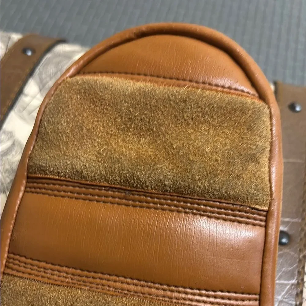 100% genuine leather Brown and Tan Mittens with Faux Fur Trim